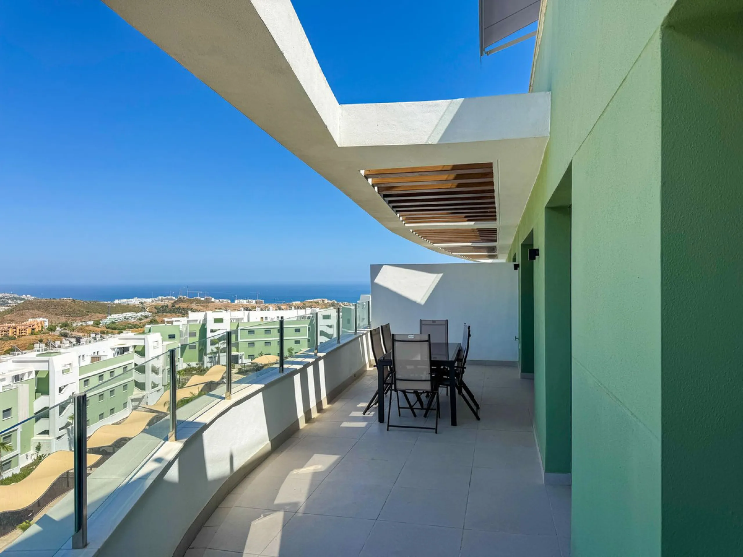 Spectacular Duplex Penthouse in the Ipanema urbanization of La Cala de Mijas.