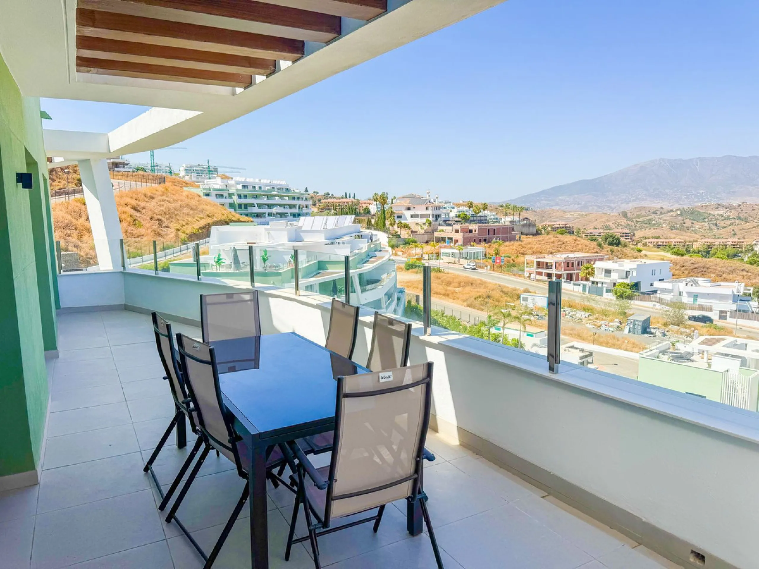 Spectacular Duplex Penthouse in the Ipanema urbanization of La Cala de Mijas.