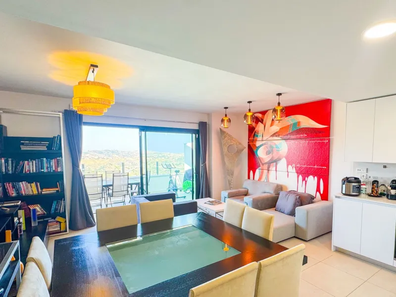 Spectacular Duplex Penthouse in the Ipanema urbanization of La Cala de Mijas.