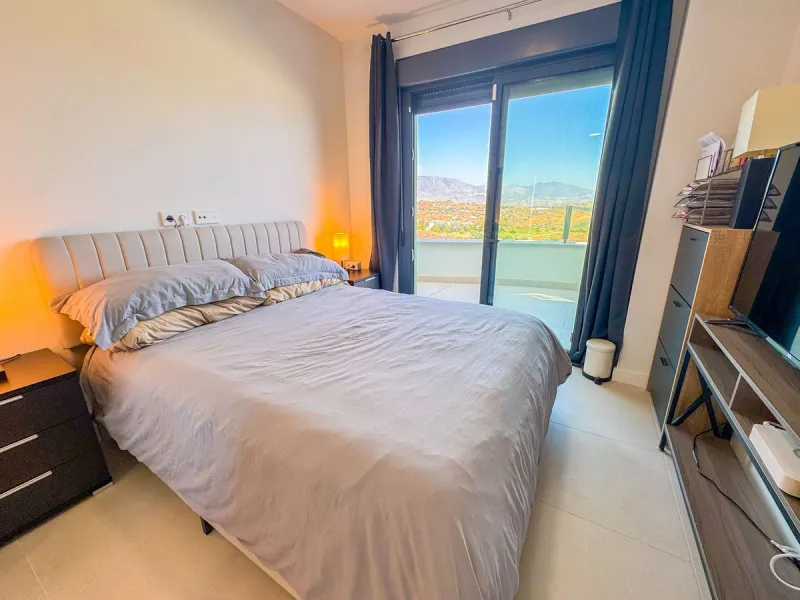 Spectacular Duplex Penthouse in the Ipanema urbanization of La Cala de Mijas.