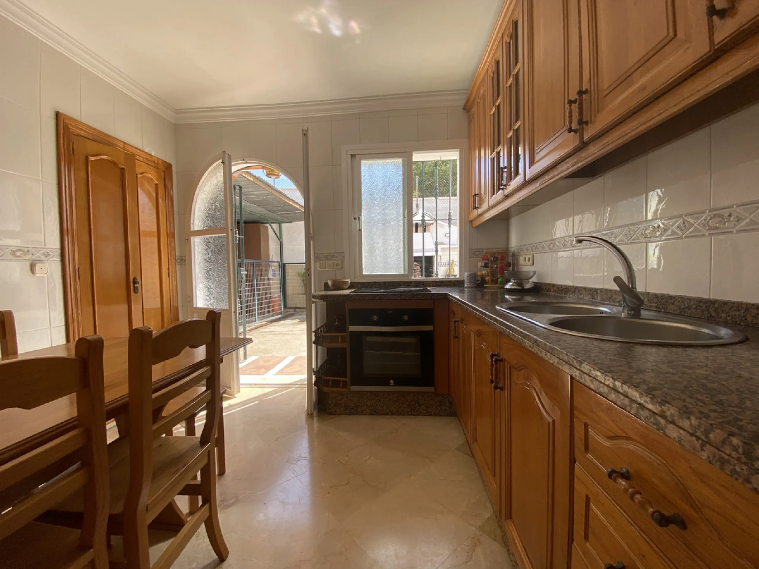 Tucked away in the peaceful El Velerín area of Estepona's prestigious New Golden Mile, this delightful detached villa offers the perfect blend of rustic charm, comfort and outdoor living.
