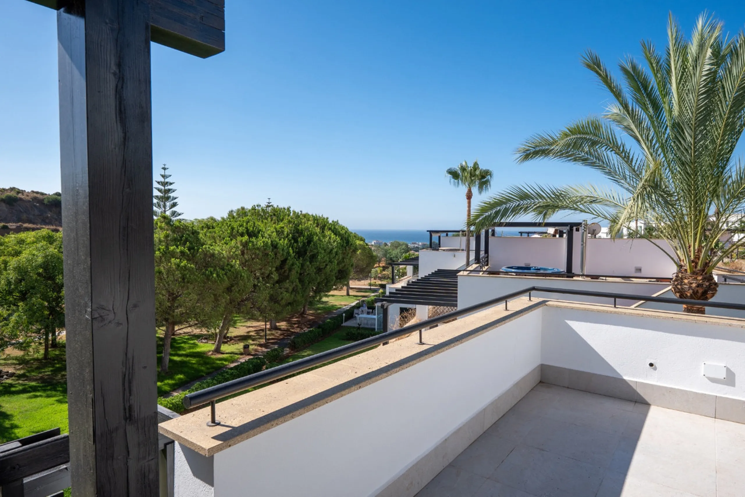 Experience effortless coastal living in Townhouse Targa, a modern Mediterranean home in the heart of Marbella East. This elegant townhouse sits in a secure gated community close to golden beaches and leading golf courses. Designed across three levels, it 