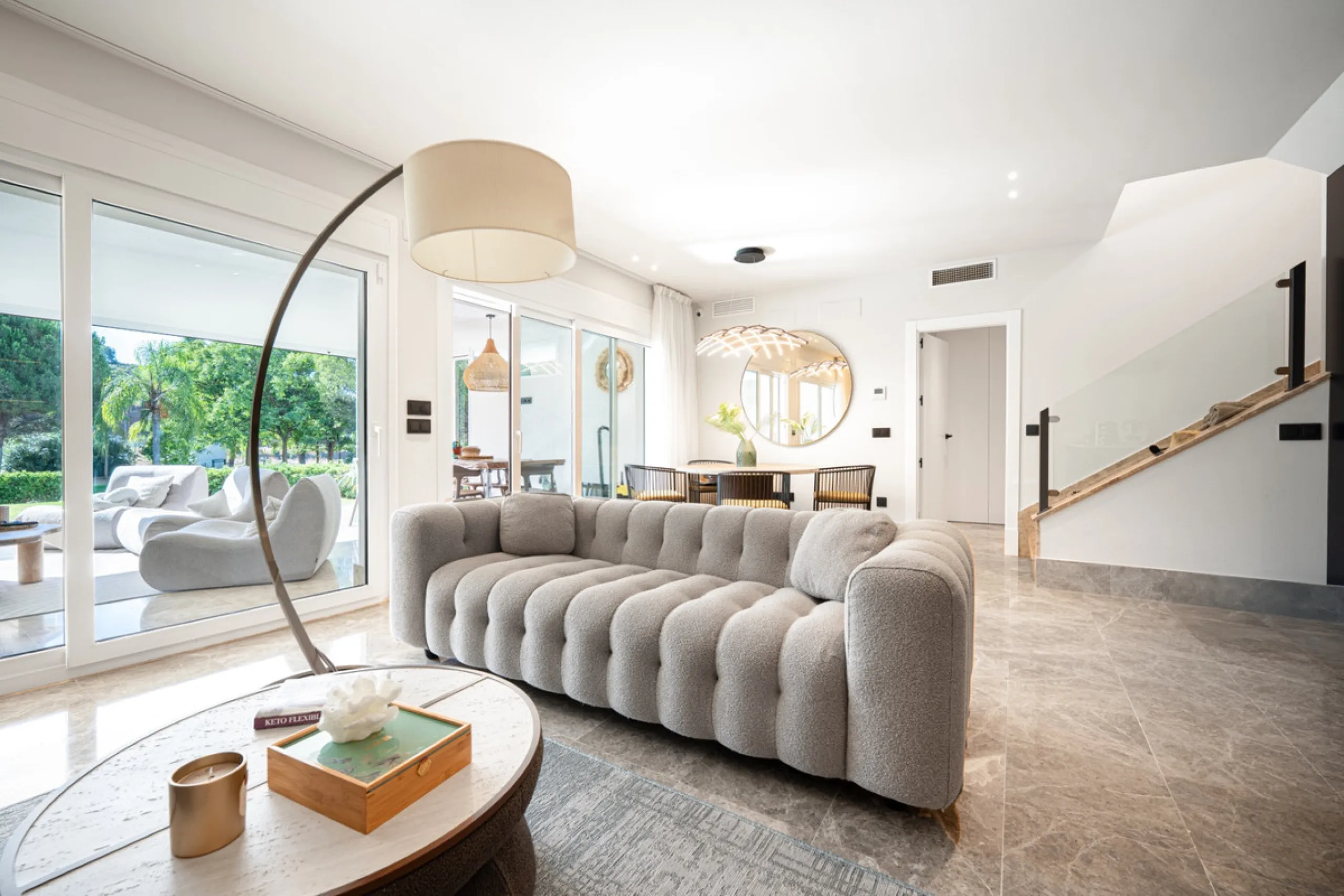 Experience effortless coastal living in Townhouse Targa, a modern Mediterranean home in the heart of Marbella East. This elegant townhouse sits in a secure gated community close to golden beaches and leading golf courses. Designed across three levels, it 