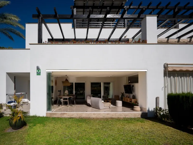 Experience effortless coastal living in Townhouse Targa, a modern Mediterranean home in the heart of Marbella East. This elegant townhouse sits in a secure gated community close to golden beaches and leading golf courses. Designed across three levels, it 
