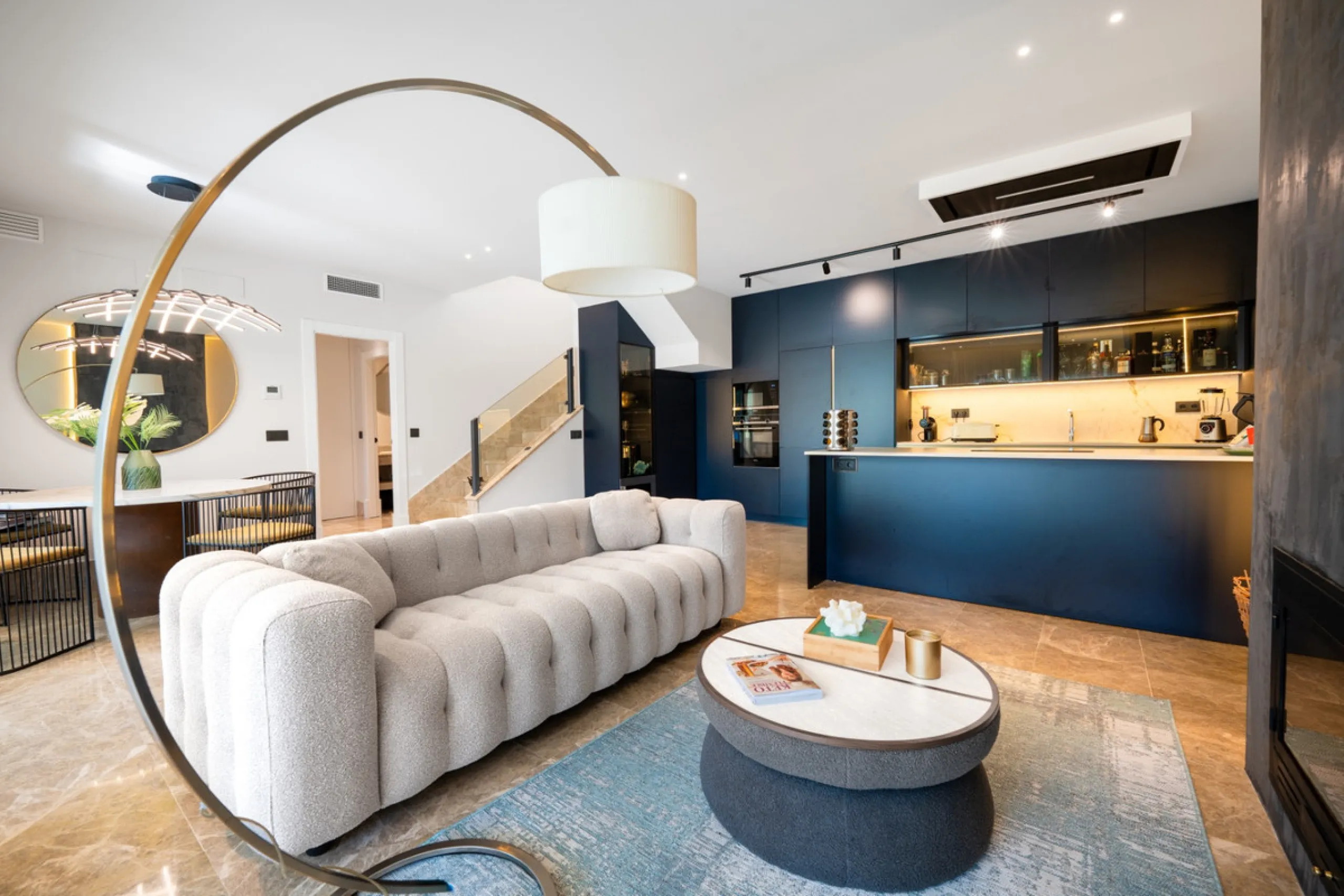 Experience effortless coastal living in Townhouse Targa, a modern Mediterranean home in the heart of Marbella East. This elegant townhouse sits in a secure gated community close to golden beaches and leading golf courses. Designed across three levels, it 