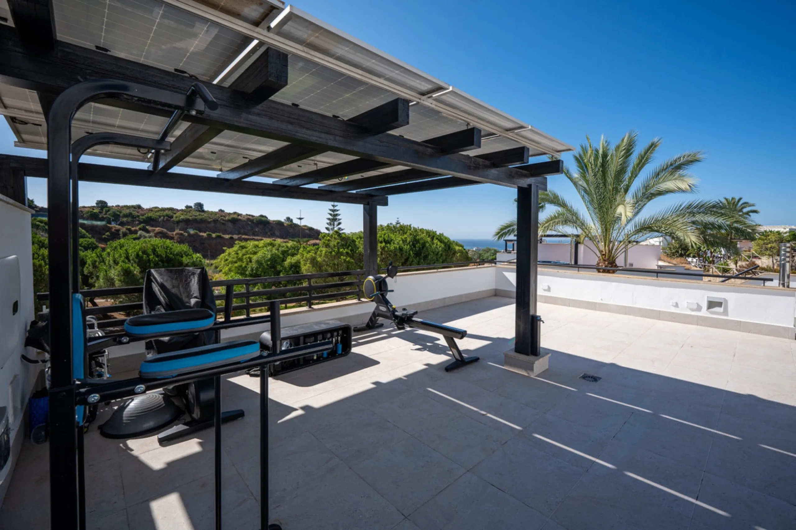Experience effortless coastal living in Townhouse Targa, a modern Mediterranean home in the heart of Marbella East. This elegant townhouse sits in a secure gated community close to golden beaches and leading golf courses. Designed across three levels, it 