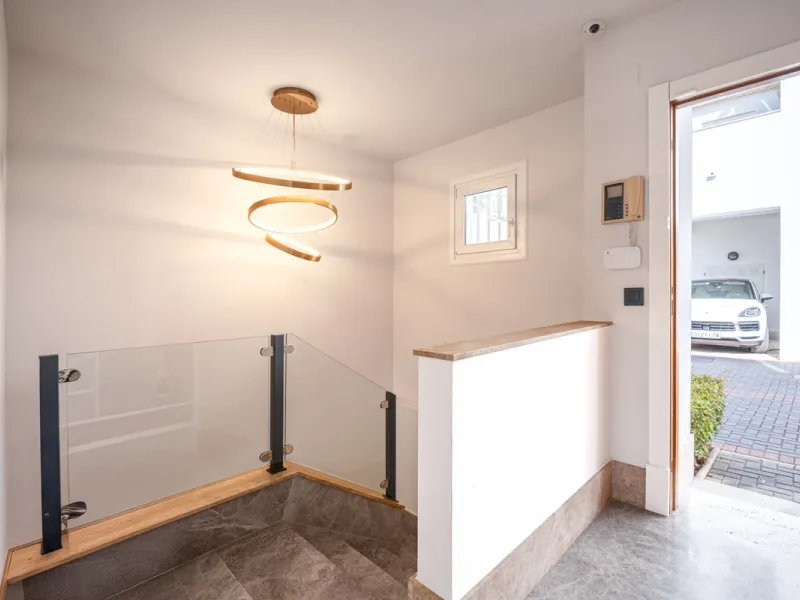 Experience effortless coastal living in Townhouse Targa, a modern Mediterranean home in the heart of Marbella East. This elegant townhouse sits in a secure gated community close to golden beaches and leading golf courses. Designed across three levels, it 