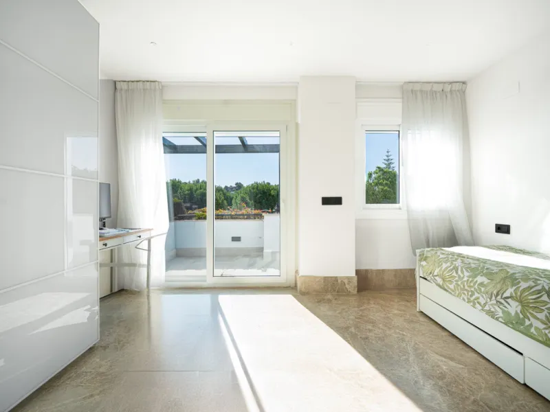 Experience effortless coastal living in Townhouse Targa, a modern Mediterranean home in the heart of Marbella East. This elegant townhouse sits in a secure gated community close to golden beaches and leading golf courses. Designed across three levels, it 