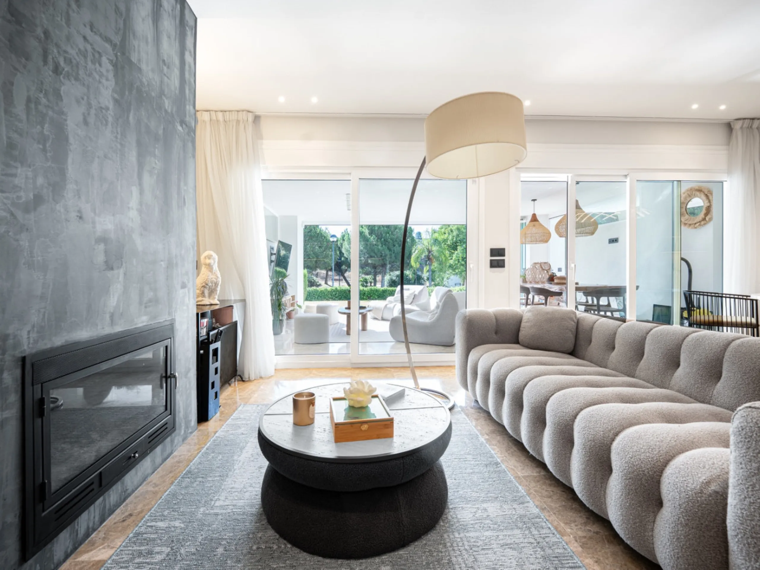 Experience effortless coastal living in Townhouse Targa, a modern Mediterranean home in the heart of Marbella East. This elegant townhouse sits in a secure gated community close to golden beaches and leading golf courses. Designed across three levels, it 