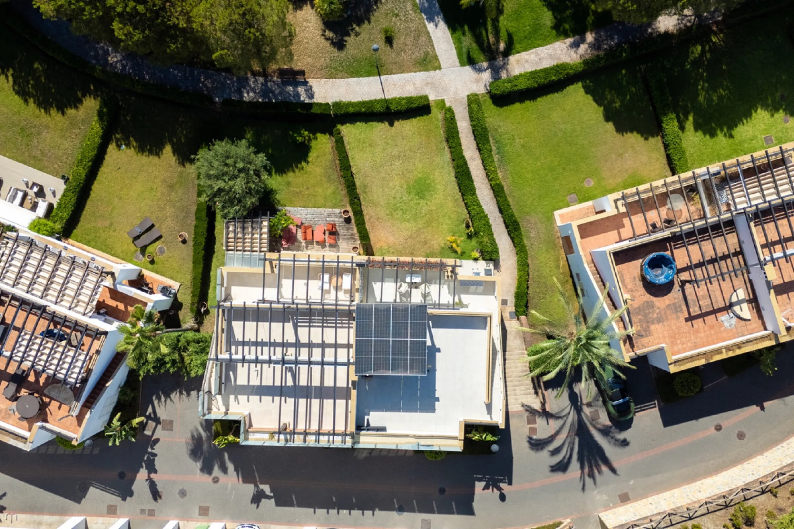 Experience effortless coastal living in Townhouse Targa, a modern Mediterranean home in the heart of Marbella East. This elegant townhouse sits in a secure gated community close to golden beaches and leading golf courses. Designed across three levels, it 