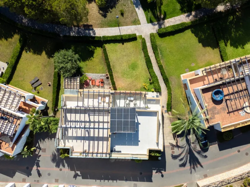 Experience effortless coastal living in Townhouse Targa, a modern Mediterranean home in the heart of Marbella East. This elegant townhouse sits in a secure gated community close to golden beaches and leading golf courses. Designed across three levels, it 