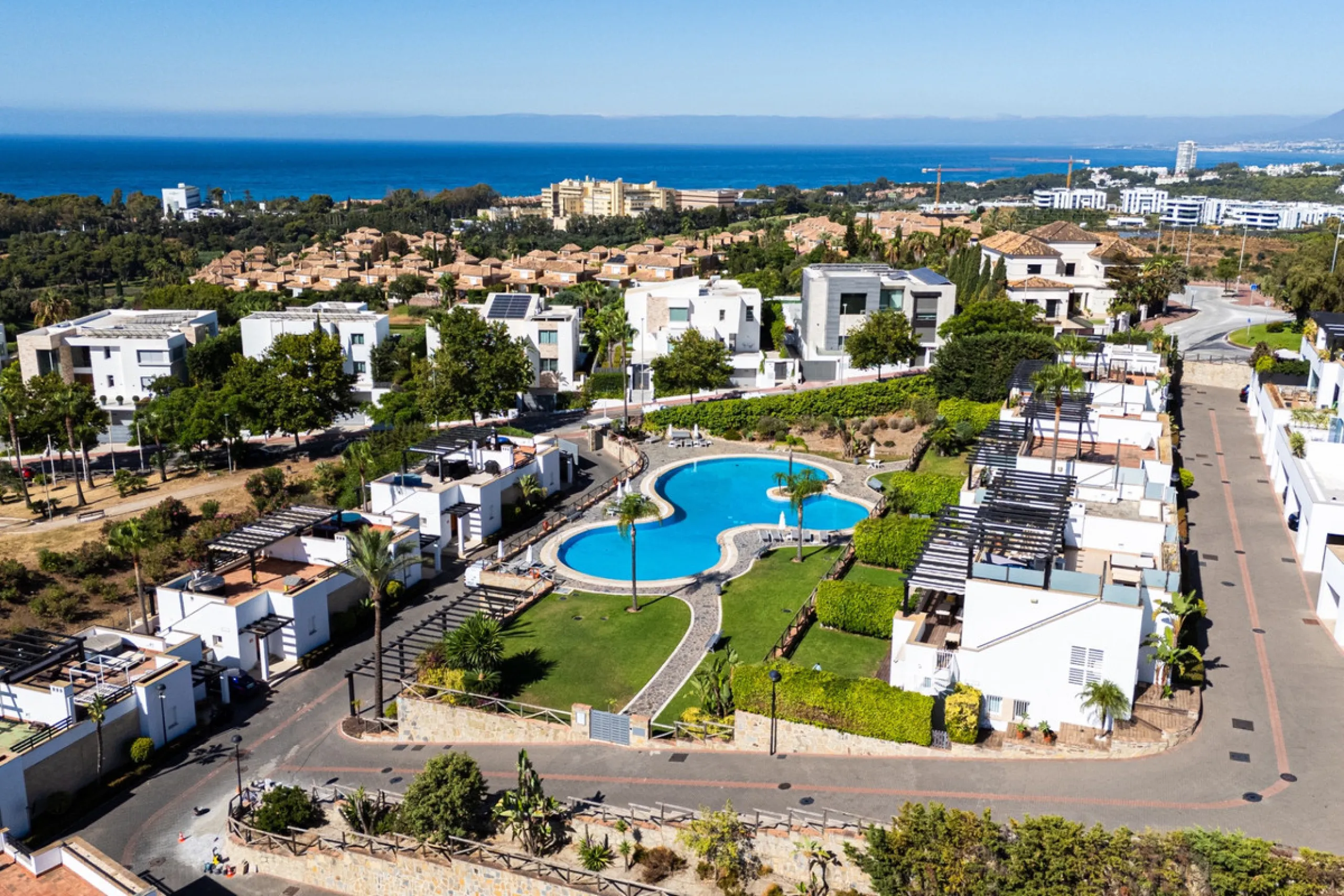 Experience effortless coastal living in Townhouse Targa, a modern Mediterranean home in the heart of Marbella East. This elegant townhouse sits in a secure gated community close to golden beaches and leading golf courses. Designed across three levels, it 