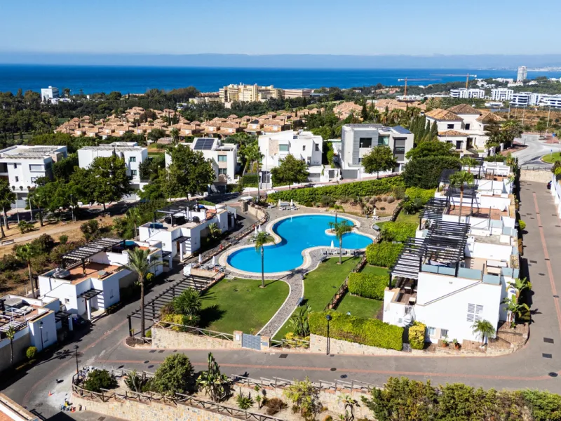Experience effortless coastal living in Townhouse Targa, a modern Mediterranean home in the heart of Marbella East. This elegant townhouse sits in a secure gated community close to golden beaches and leading golf courses. Designed across three levels, it 