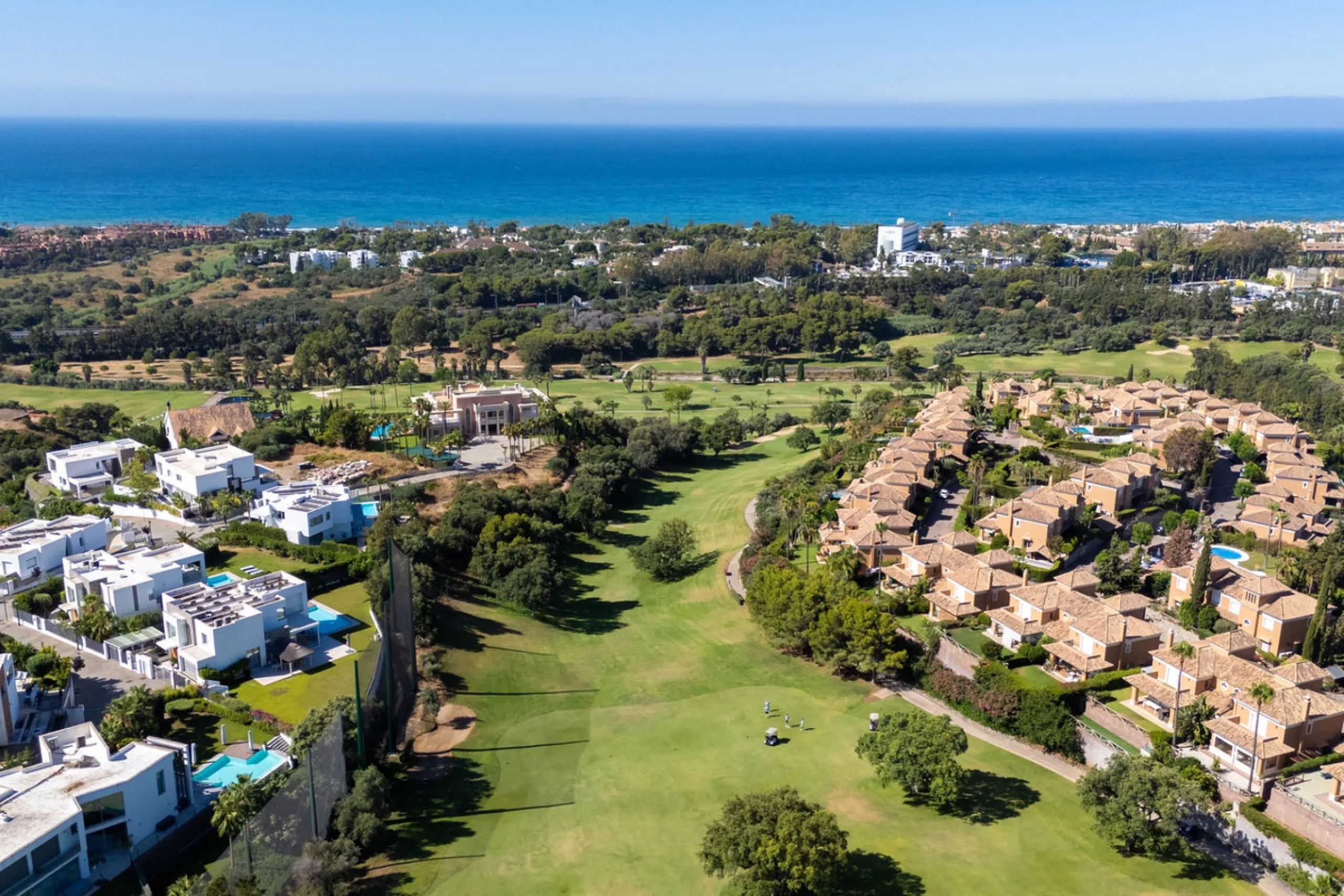 Experience effortless coastal living in Townhouse Targa, a modern Mediterranean home in the heart of Marbella East. This elegant townhouse sits in a secure gated community close to golden beaches and leading golf courses. Designed across three levels, it 