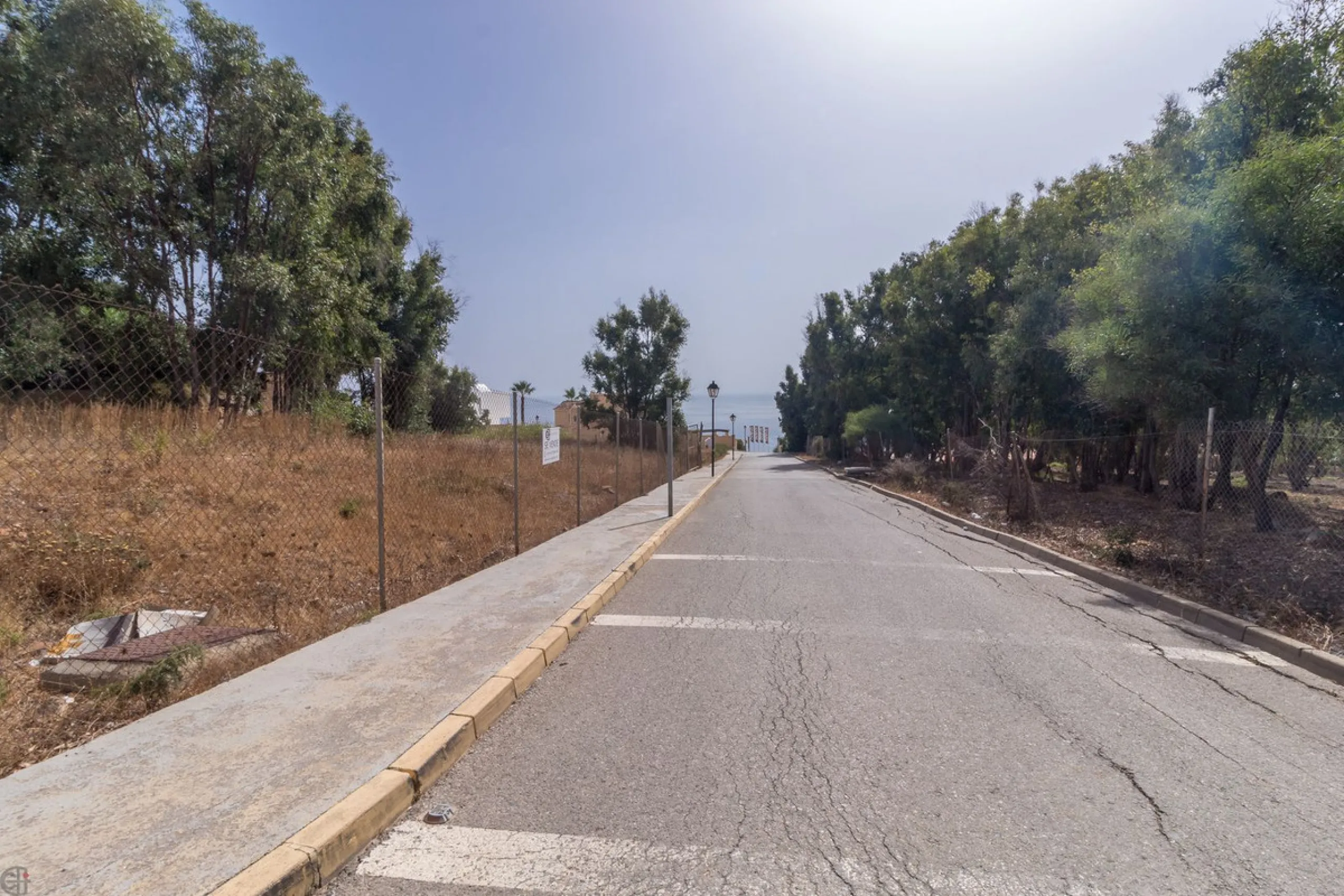 Residential plot with  sea views!