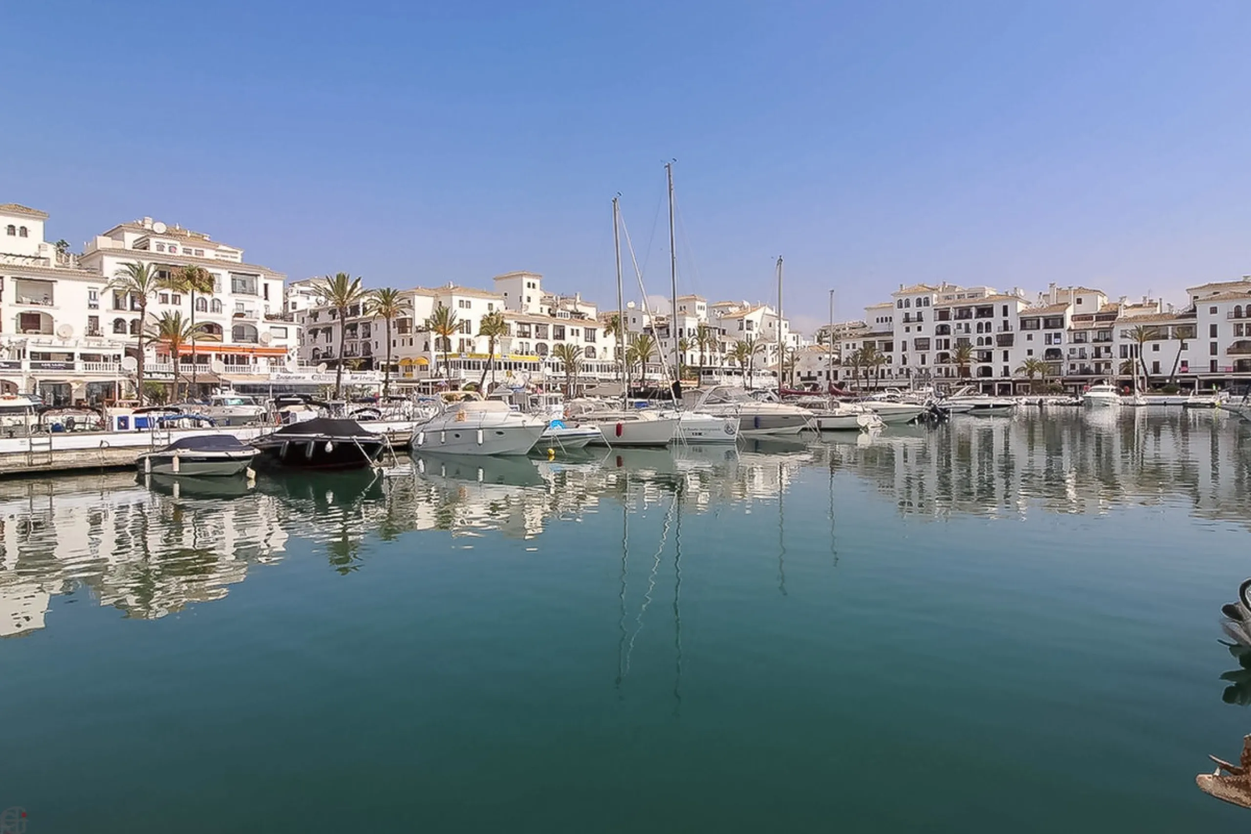 Residential plot with  sea views!