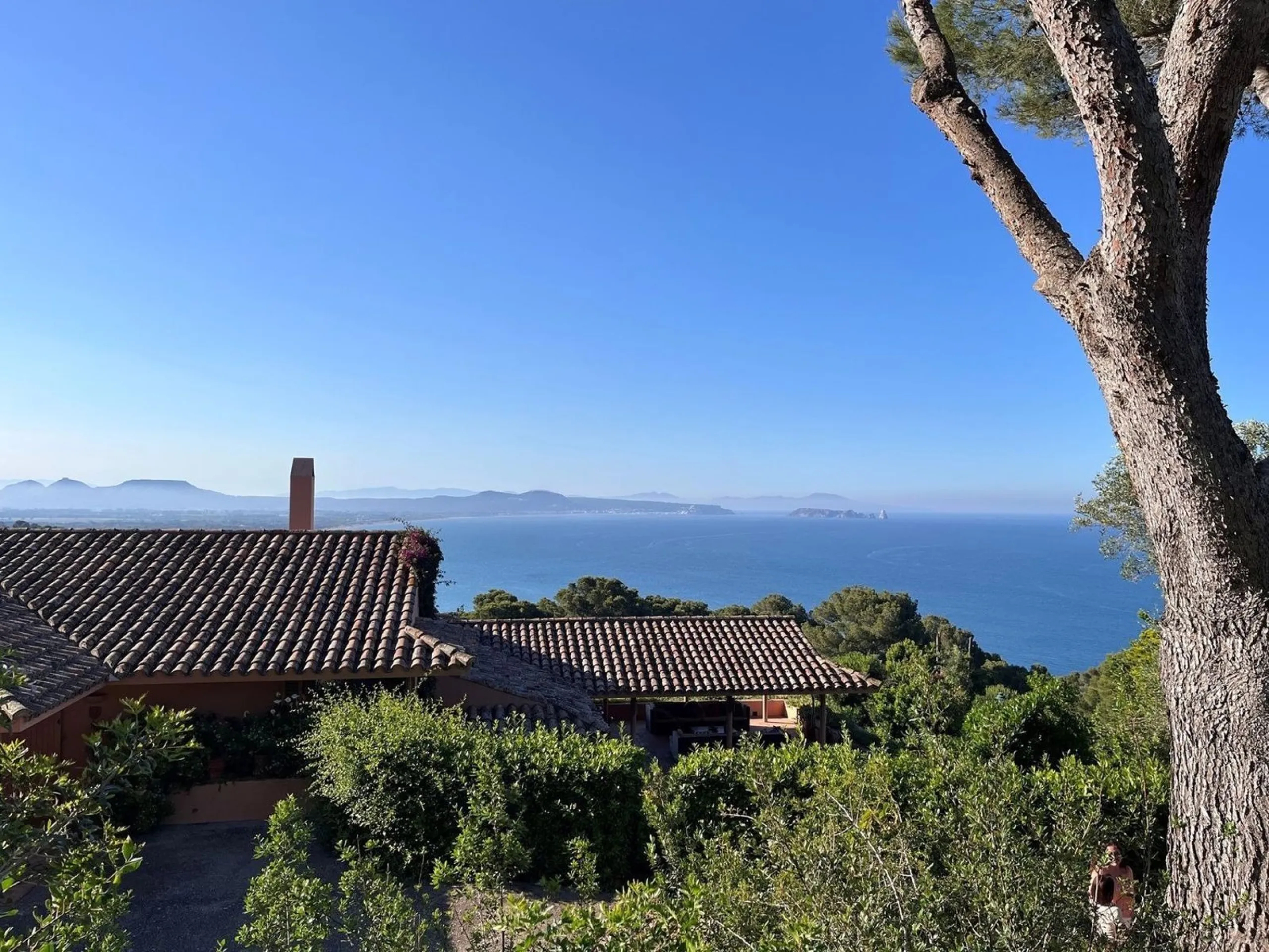 Exclusive architect-designed villa on the Costa Brava with sea views