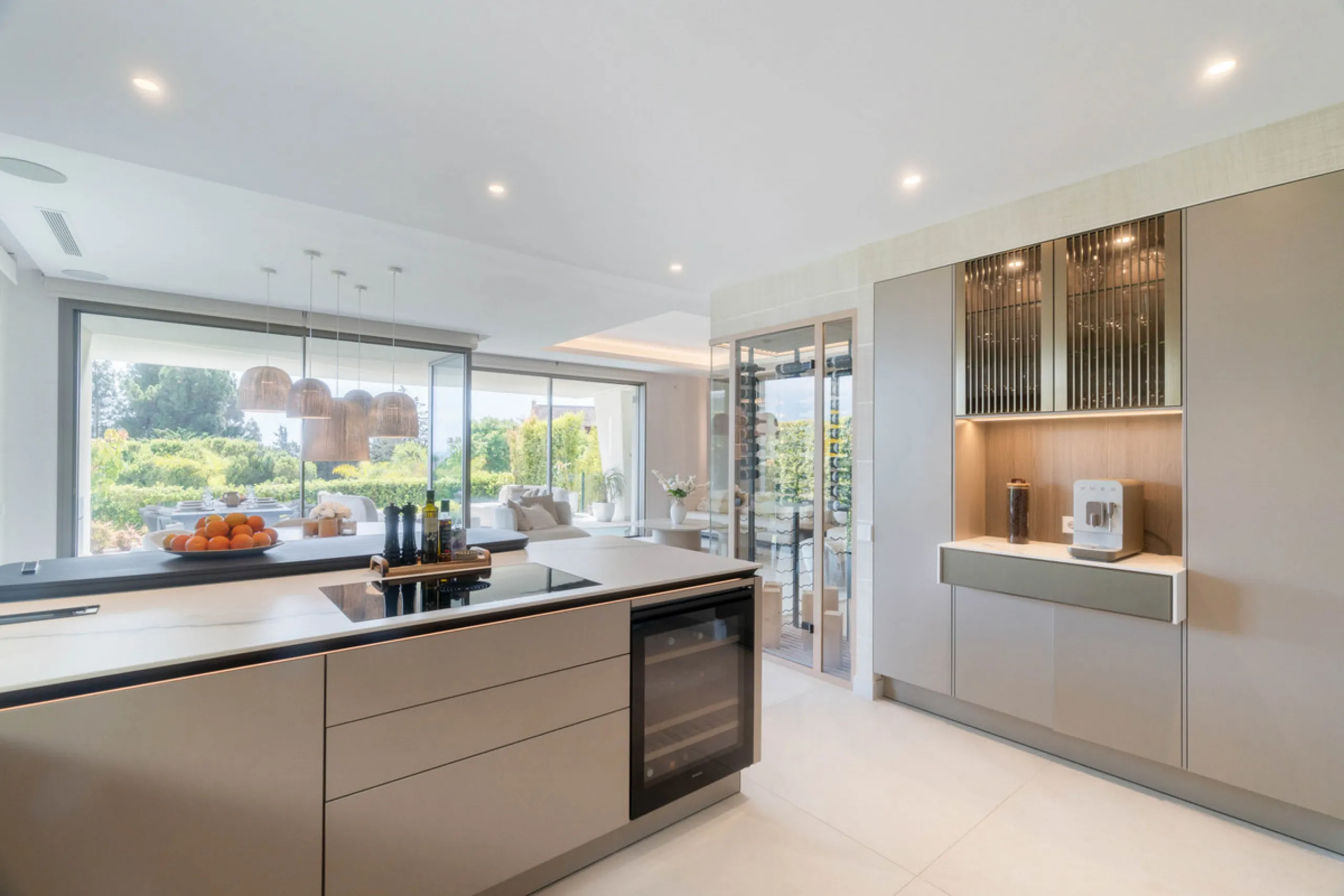 We are proud to present an exceptional contemporary villa located in the heart of Nueva Andalucía, within an exclusive gated community renowned for having one of the most advanced security systems in the area, ensuring a truly private and secure living en