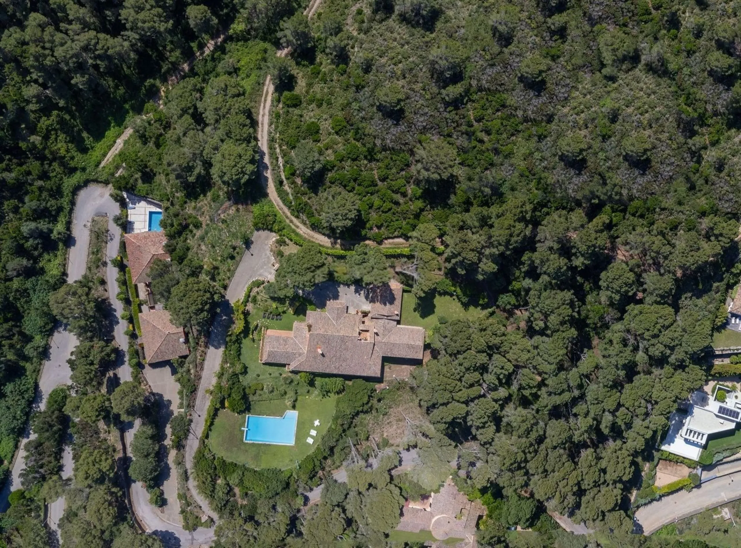 Exclusive architect-designed villa on the Costa Brava with sea views