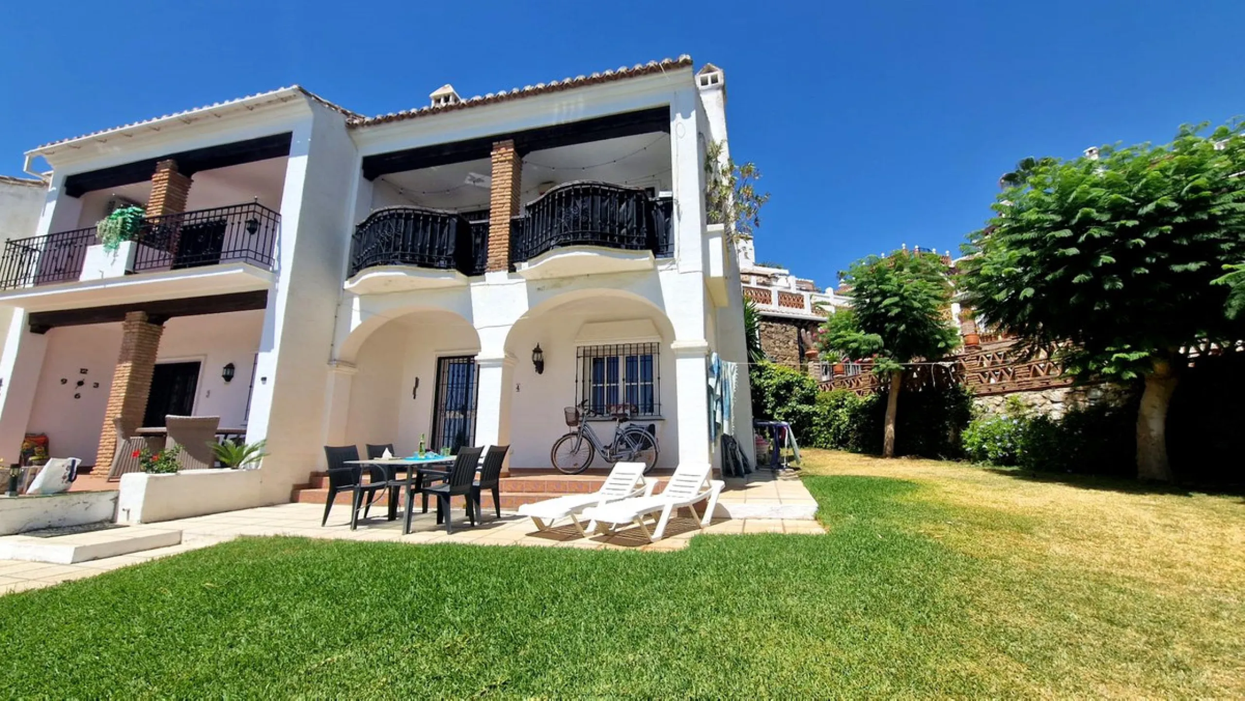 Charming End-of-Terrace Townhouse in Mijas Golf
