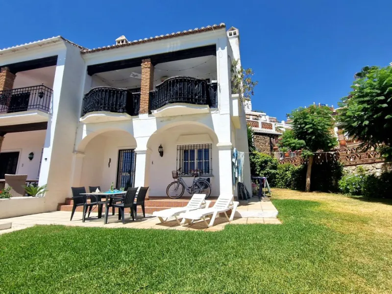 Charming End-of-Terrace Townhouse in Mijas Golf