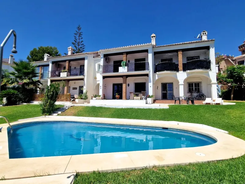 Charming End-of-Terrace Townhouse in Mijas Golf