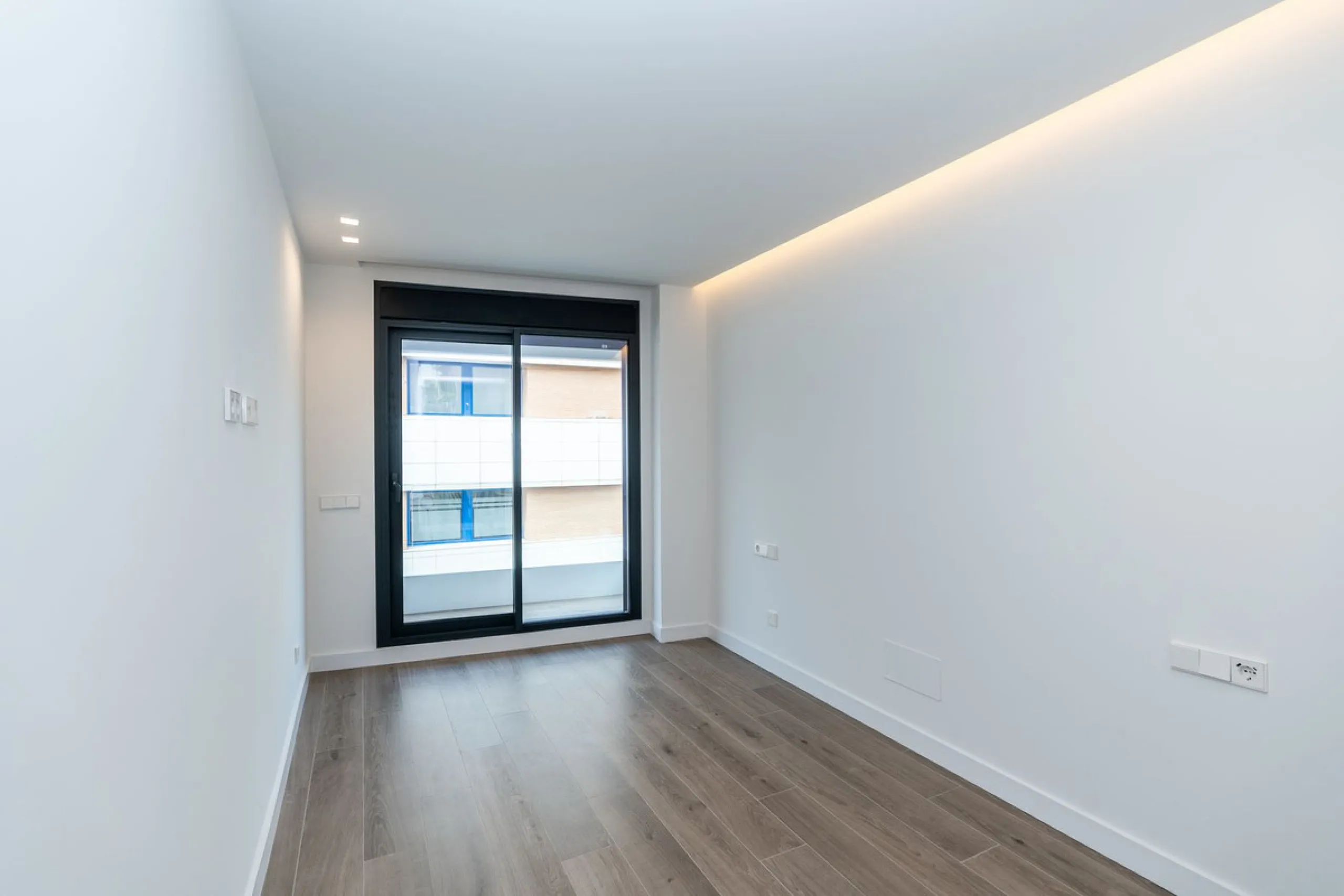 Apartment - Middle Floor Apartment в продаже в Fuengirola, Málaga. В доме 2 спален и 2 ванных комнат. Площадь дома 93 м²
