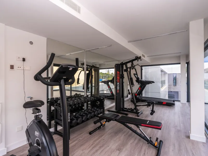 Apartment - Middle Floor Apartment в продаже в Fuengirola, Málaga. В доме 2 спален и 2 ванных комнат. Площадь дома 93 м²