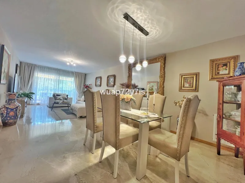 Apartment - Ground Floor Apartment в продаже в Marbella, Málaga. В доме 3 спален и 2 ванных комнат. Площадь дома 119 м²