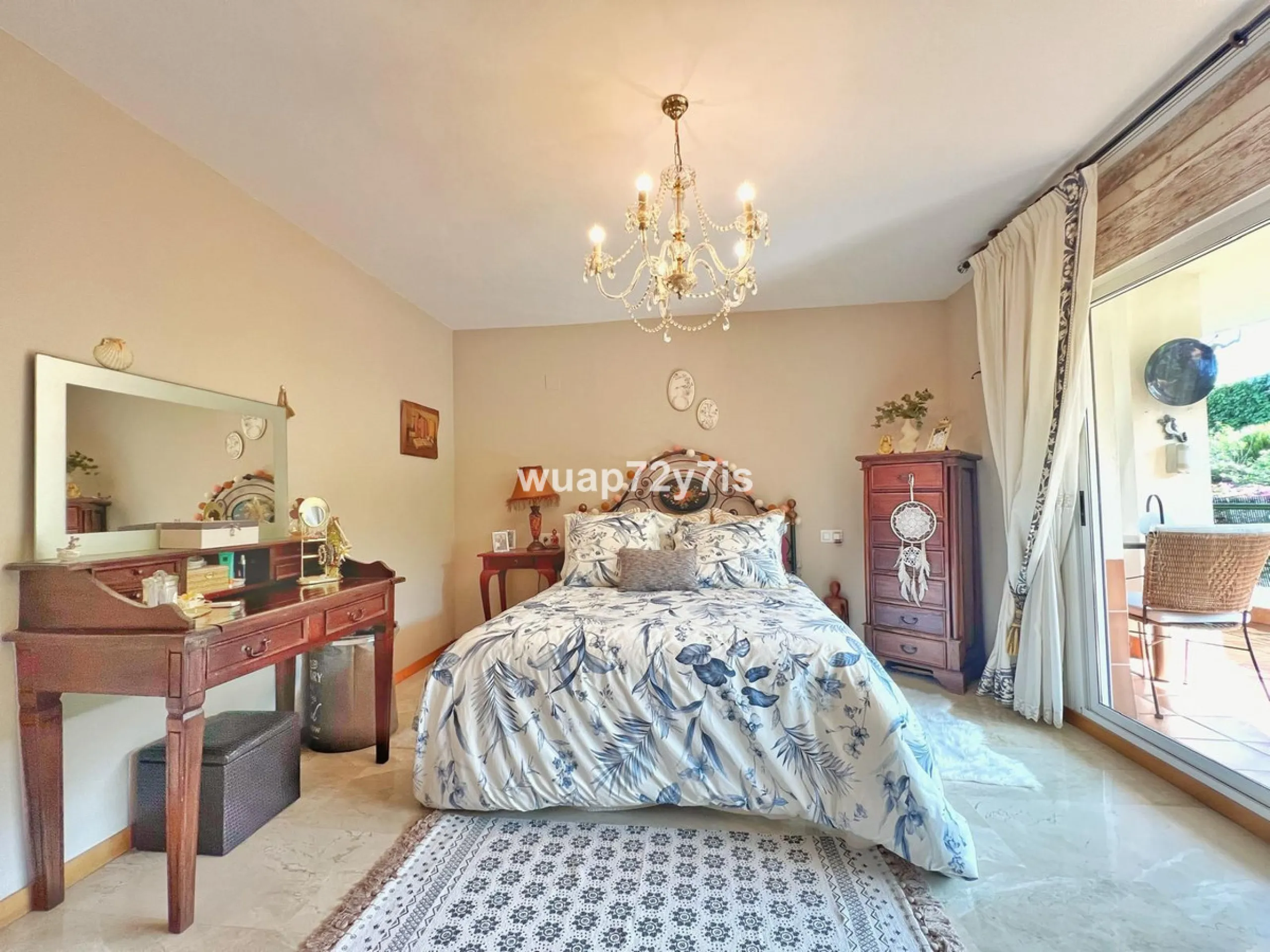 Apartment - Ground Floor Apartment в продаже в Marbella, Málaga. В доме 3 спален и 2 ванных комнат. Площадь дома 119 м²