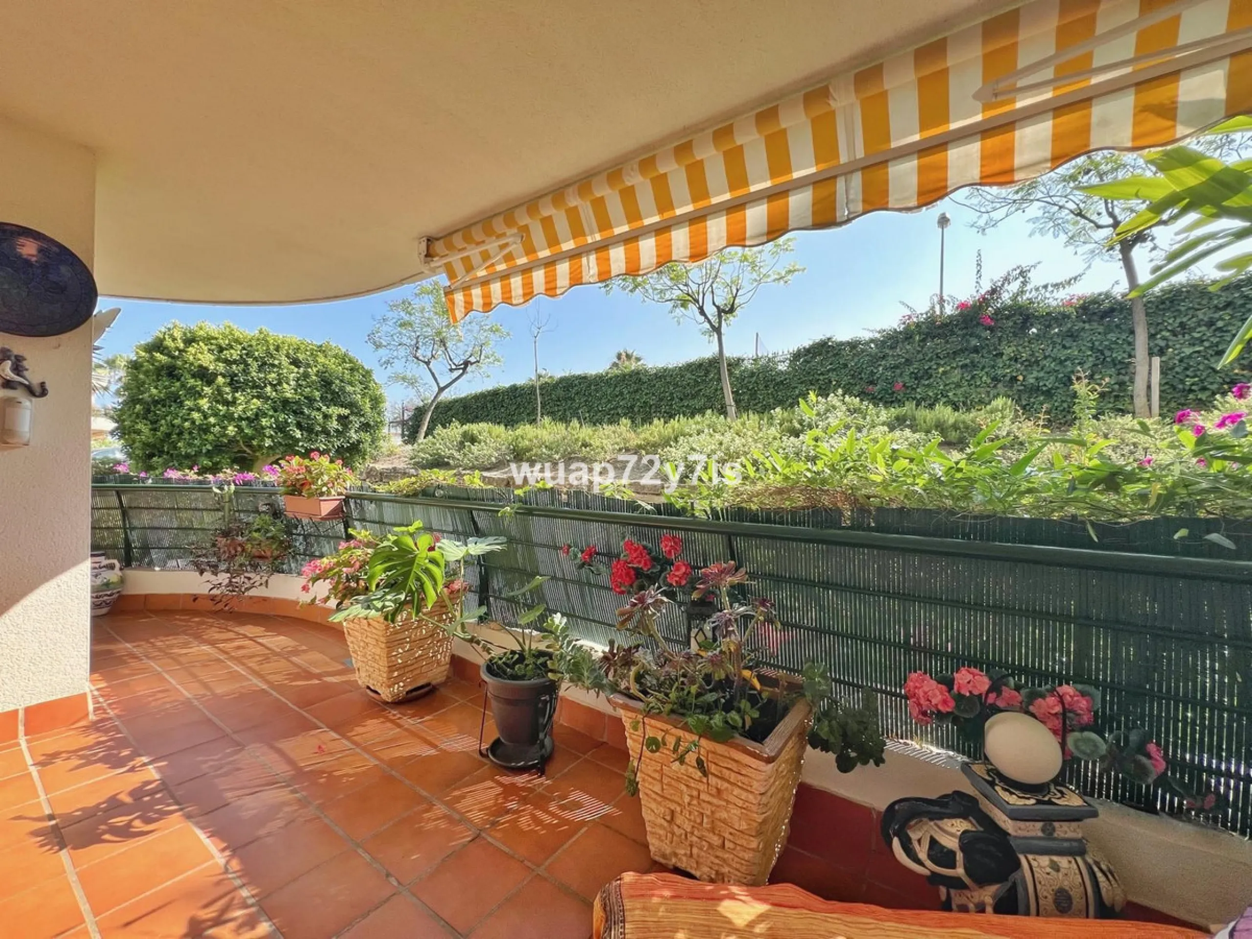 Apartment - Ground Floor Apartment в продаже в Marbella, Málaga. В доме 3 спален и 2 ванных комнат. Площадь дома 119 м²