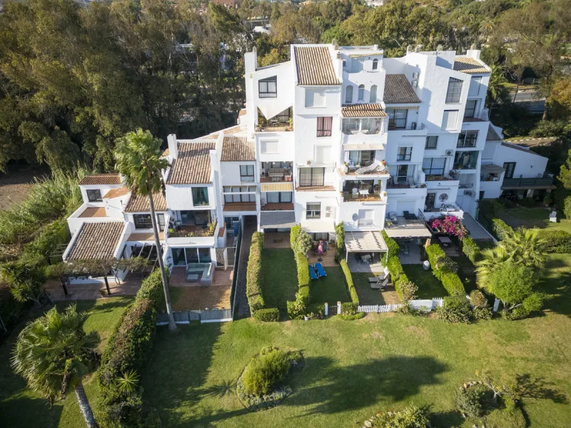 Absolutely beachfront, with uninterrupted panoramic sea views, this completely renovated apartment in Casares Costa sits directly on the beach promenade, offering the perfect blend of modern comfort and unbeatable coastal lifestyle. Stylishly refurbished 