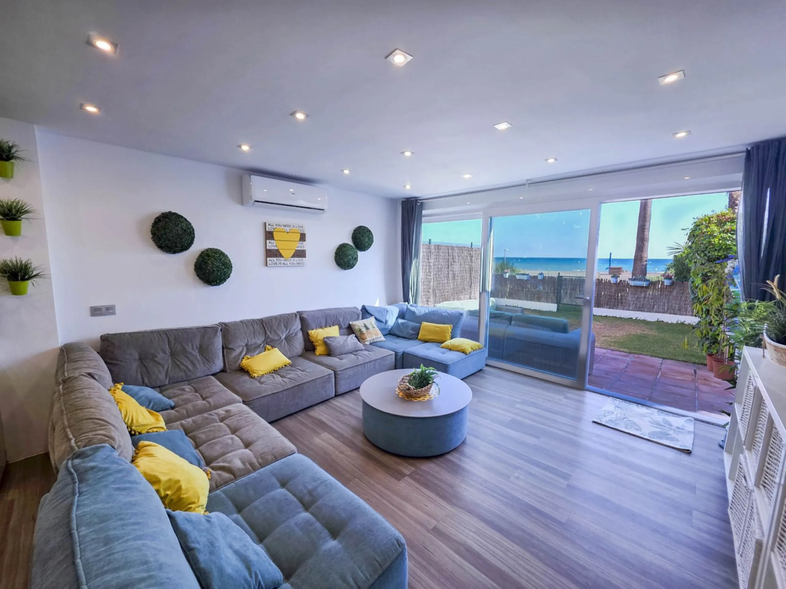 Absolutely beachfront, with uninterrupted panoramic sea views, this completely renovated apartment in Casares Costa sits directly on the beach promenade, offering the perfect blend of modern comfort and unbeatable coastal lifestyle. Stylishly refurbished 