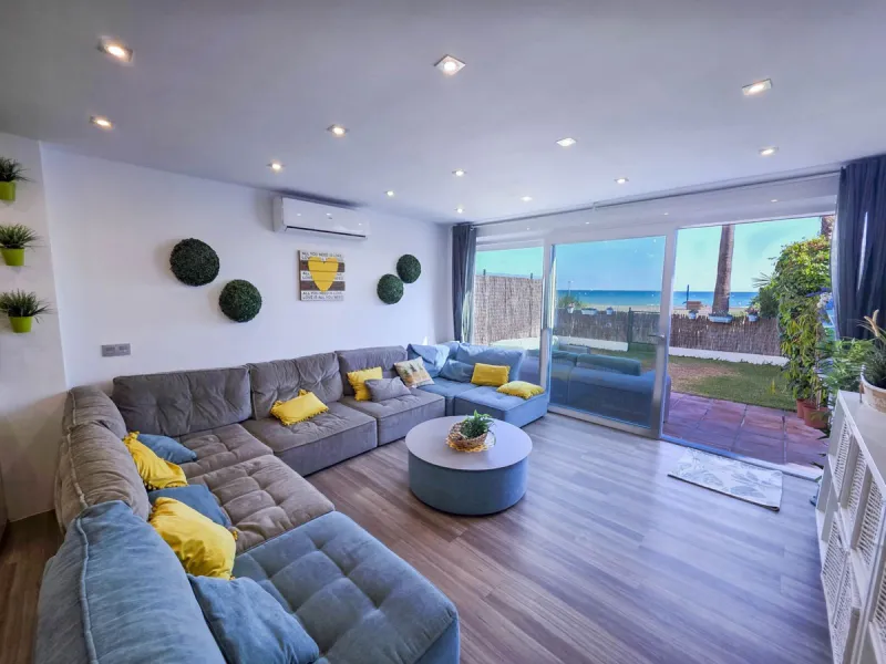 Absolutely beachfront, with uninterrupted panoramic sea views, this completely renovated apartment in Casares Costa sits directly on the beach promenade, offering the perfect blend of modern comfort and unbeatable coastal lifestyle. Stylishly refurbished 