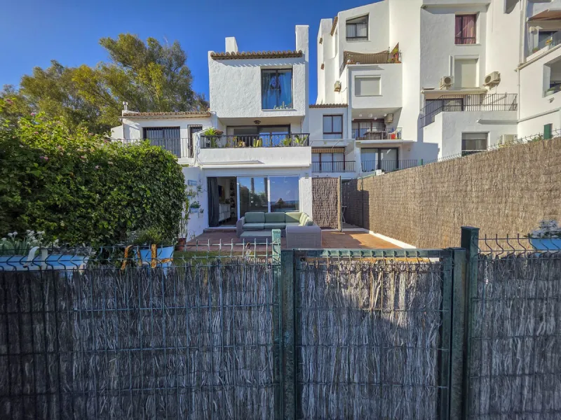 Absolutely beachfront, with uninterrupted panoramic sea views, this completely renovated apartment in Casares Costa sits directly on the beach promenade, offering the perfect blend of modern comfort and unbeatable coastal lifestyle. Stylishly refurbished 