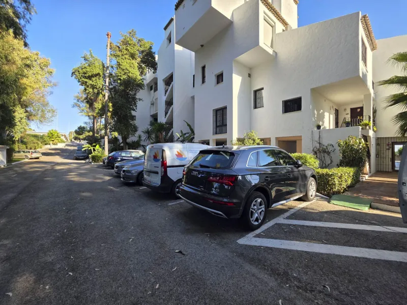 Absolutely beachfront, with uninterrupted panoramic sea views, this completely renovated apartment in Casares Costa sits directly on the beach promenade, offering the perfect blend of modern comfort and unbeatable coastal lifestyle. Stylishly refurbished 