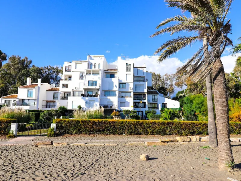 Absolutely beachfront, with uninterrupted panoramic sea views, this completely renovated apartment in Casares Costa sits directly on the beach promenade, offering the perfect blend of modern comfort and unbeatable coastal lifestyle. Stylishly refurbished 
