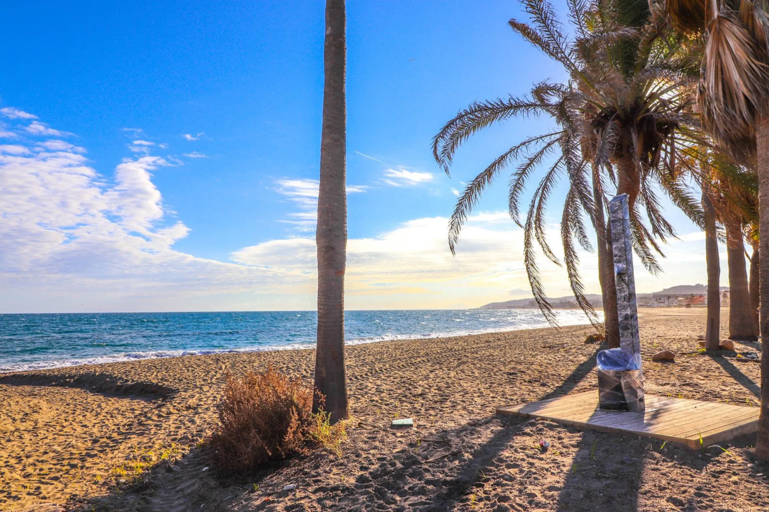 Absolutely beachfront, with uninterrupted panoramic sea views, this completely renovated apartment in Casares Costa sits directly on the beach promenade, offering the perfect blend of modern comfort and unbeatable coastal lifestyle. Stylishly refurbished 