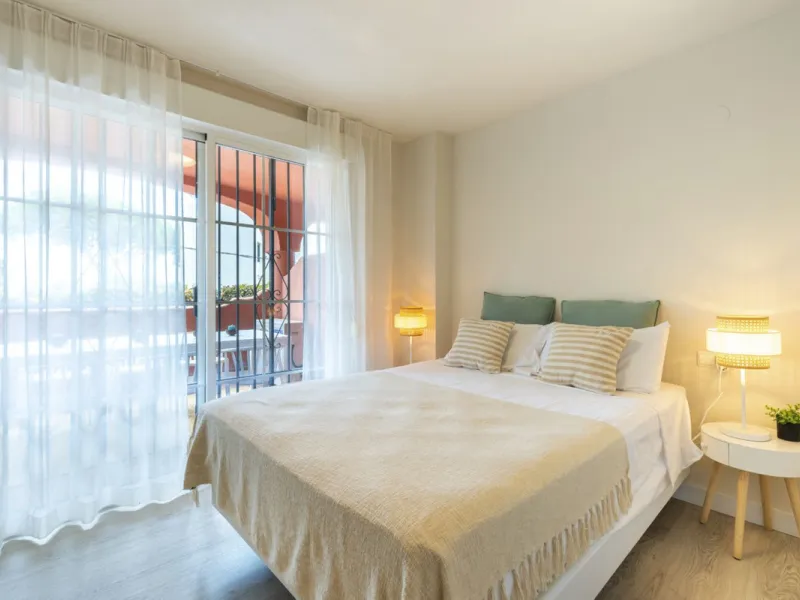 Experience Coastal Living at Alvarito Playa: A 3-Bedroom Beach Apartment in Marbella
