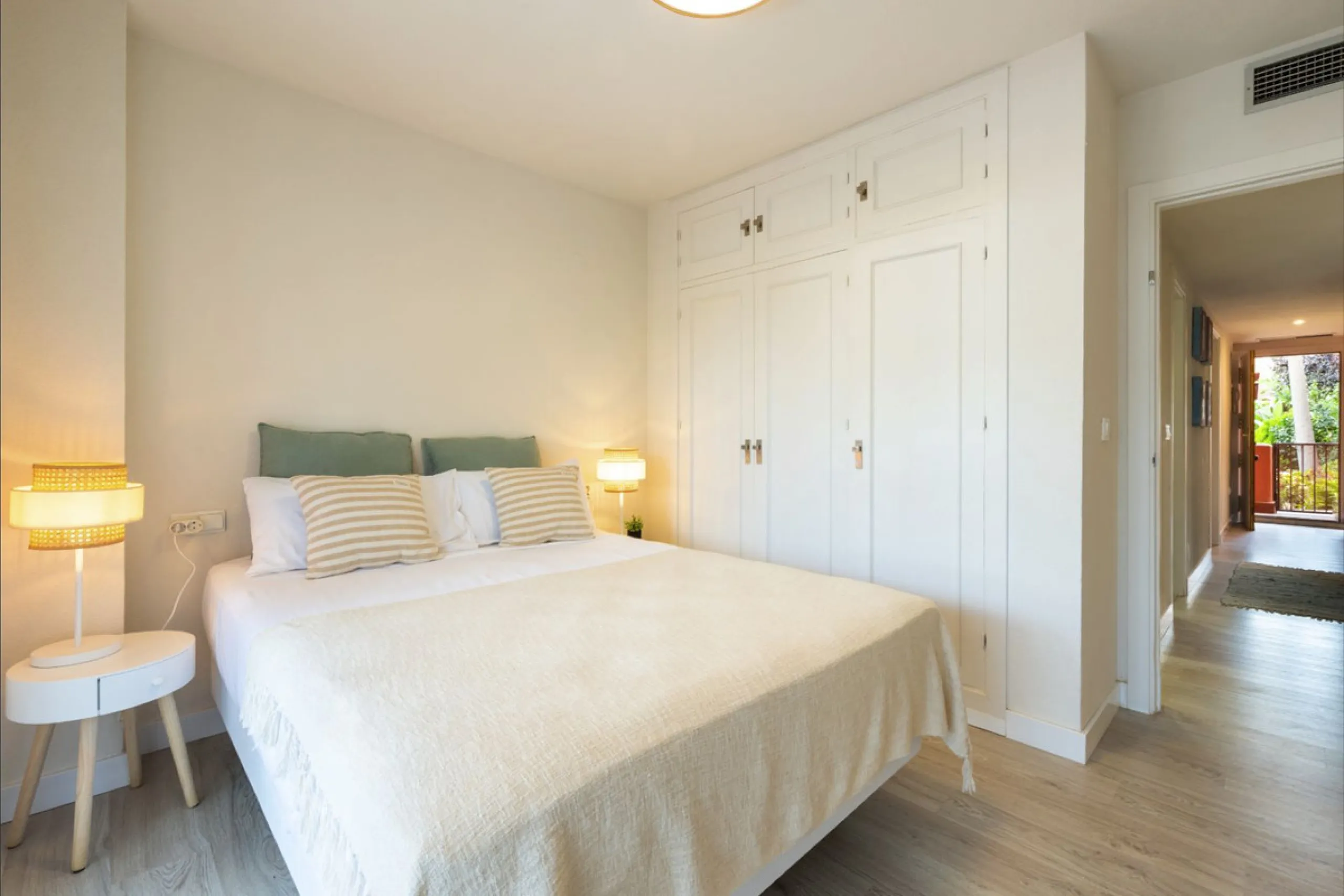 Experience Coastal Living at Alvarito Playa: A 3-Bedroom Beach Apartment in Marbella