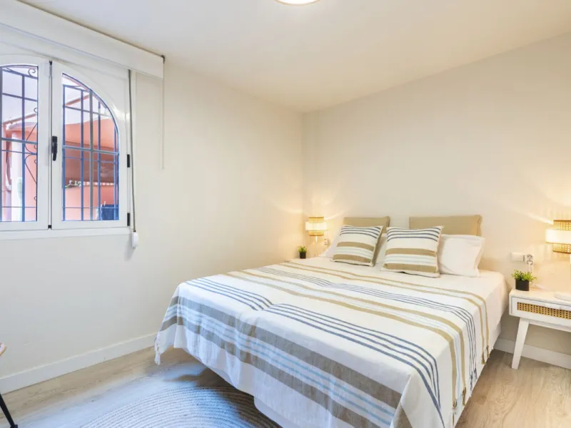 Experience Coastal Living at Alvarito Playa: A 3-Bedroom Beach Apartment in Marbella