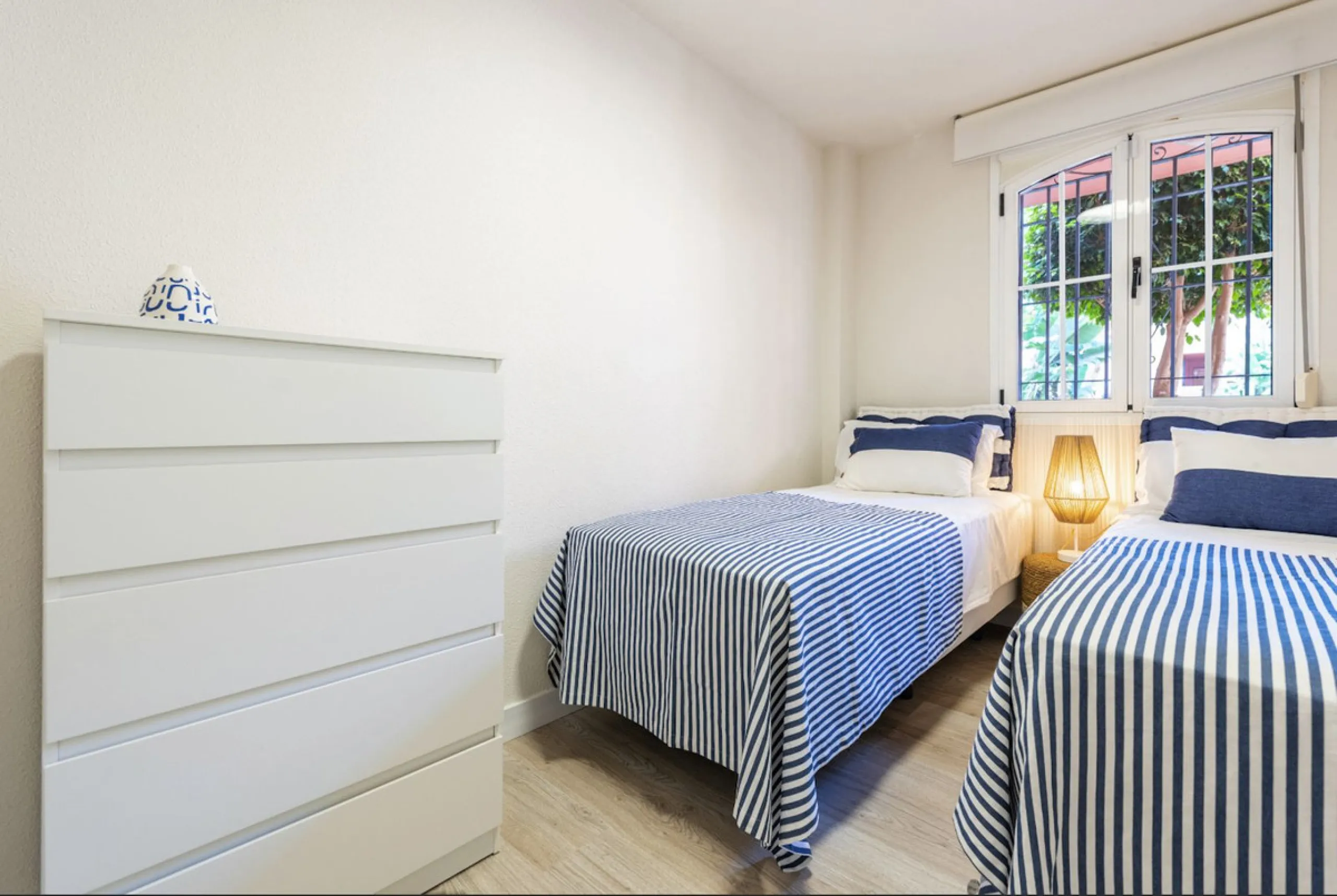 Experience Coastal Living at Alvarito Playa: A 3-Bedroom Beach Apartment in Marbella