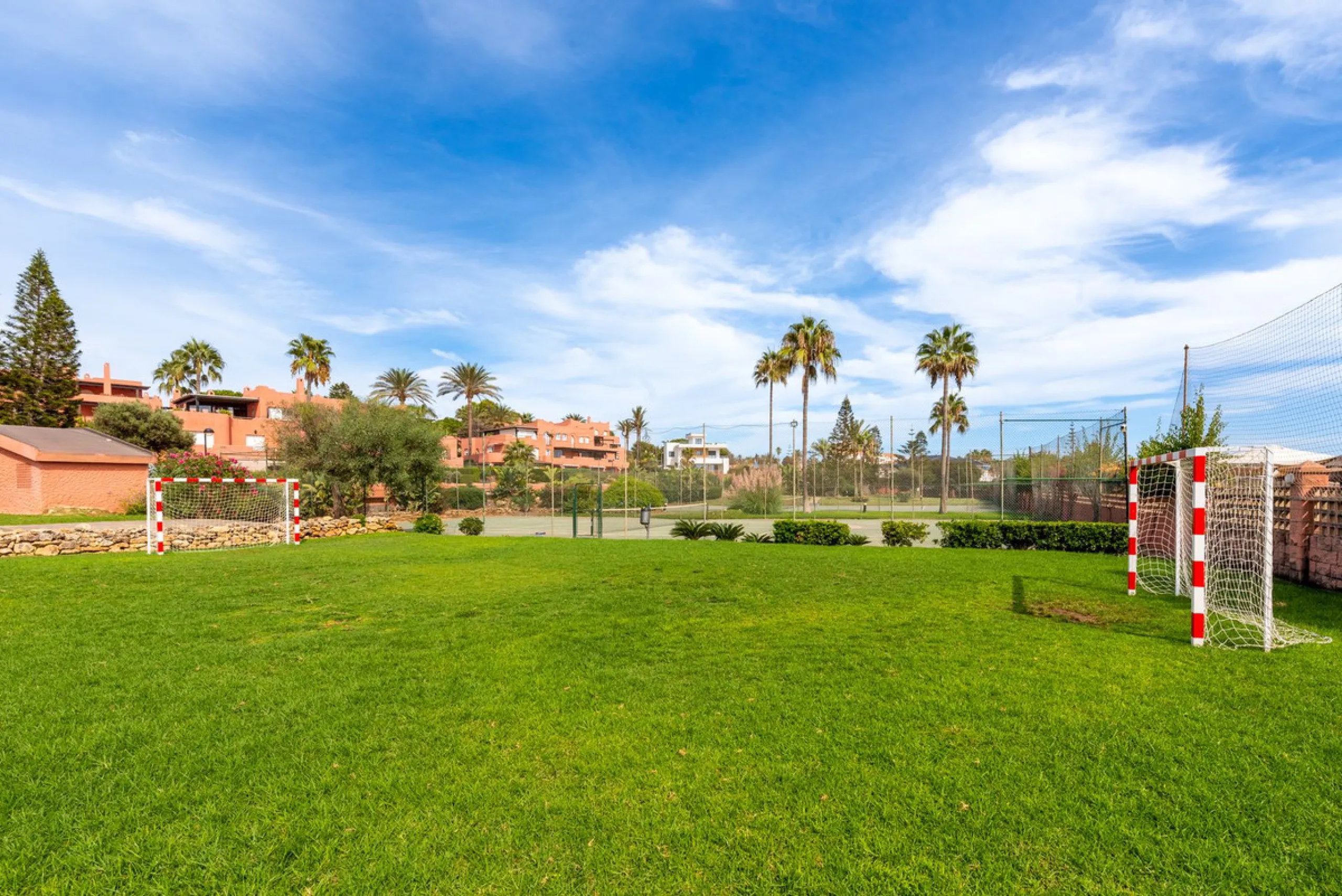 Experience Coastal Living at Alvarito Playa: A 3-Bedroom Beach Apartment in Marbella