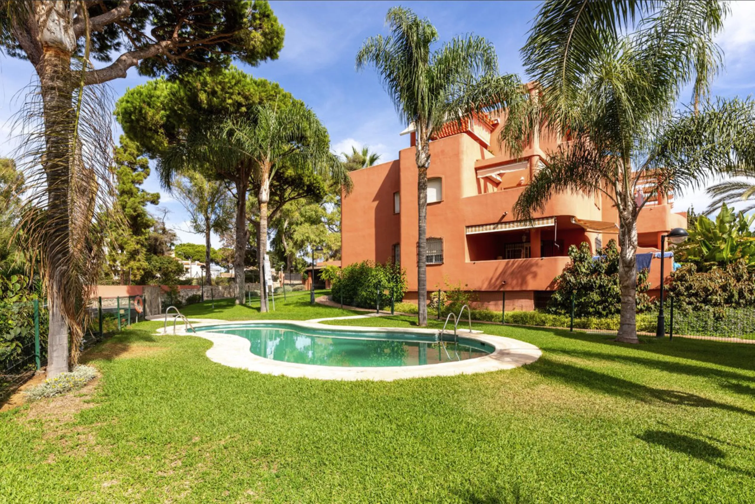 Experience Coastal Living at Alvarito Playa: A 3-Bedroom Beach Apartment in Marbella