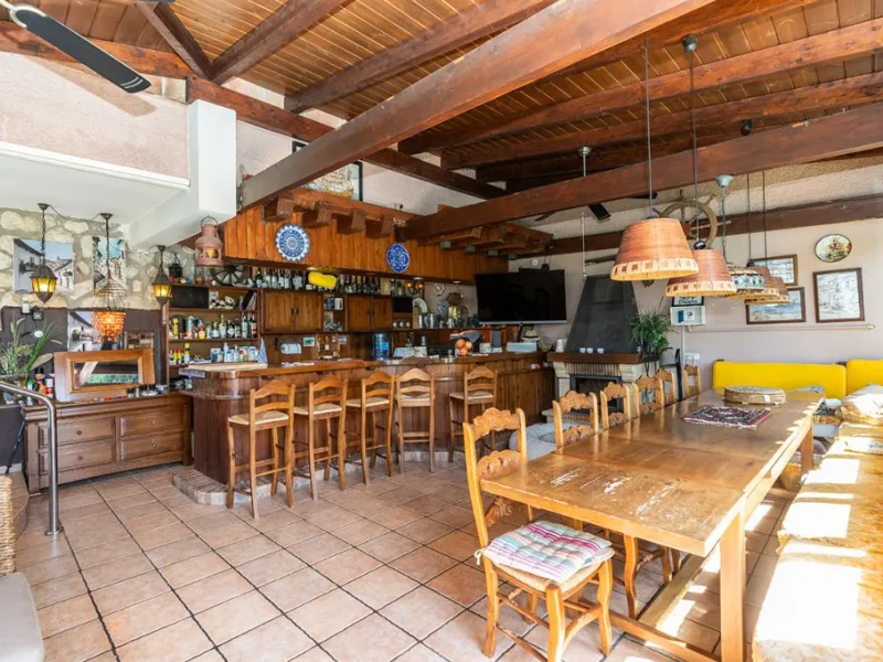 Nestled in the prestigious Marbesa area of Marbella, this stunning villa offers the relaxing beachside lifestyle in a prime location just a few steps from the sea.