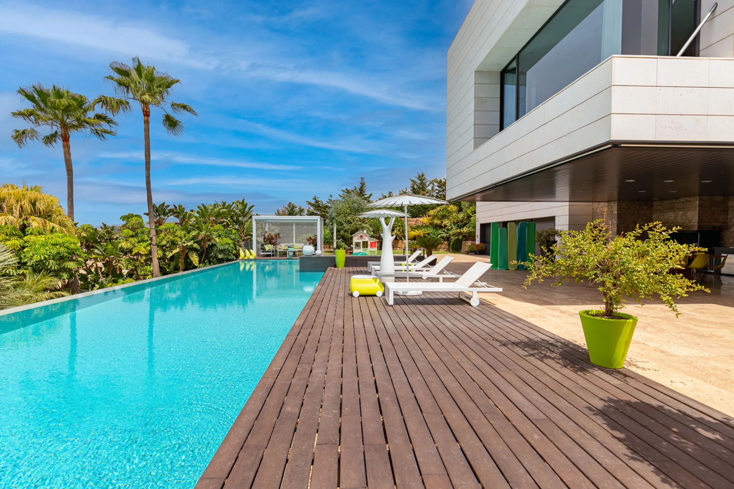Designervilla mit Panoramablick über die Bucht in Parque Clavero, Málaga