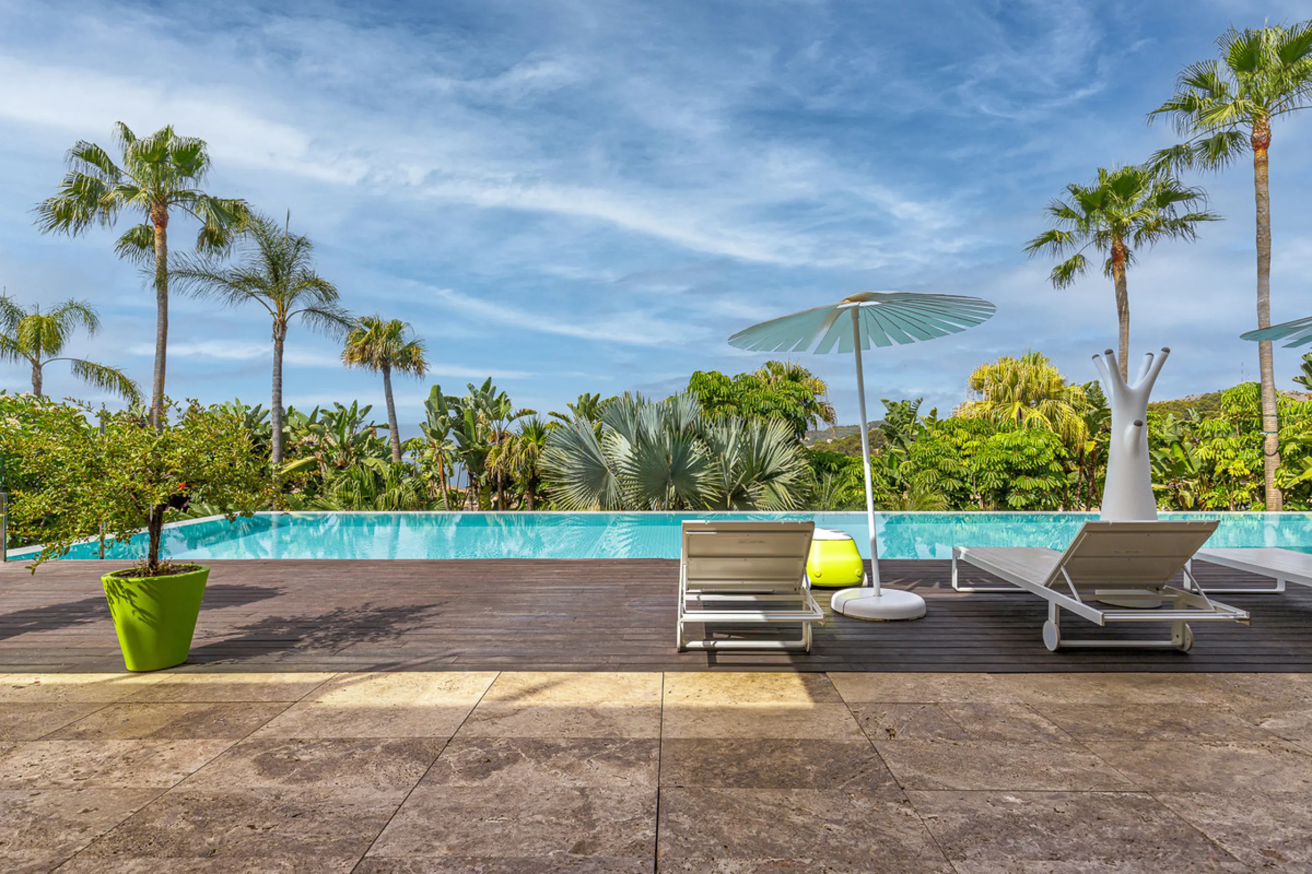 Designervilla mit Panoramablick über die Bucht in Parque Clavero, Málaga