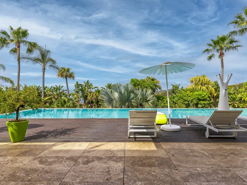 Designervilla mit Panoramablick über die Bucht in Parque Clavero, Málaga
