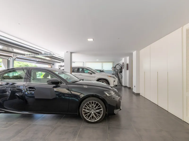 Designervilla mit Panoramablick über die Bucht in Parque Clavero, Málaga
