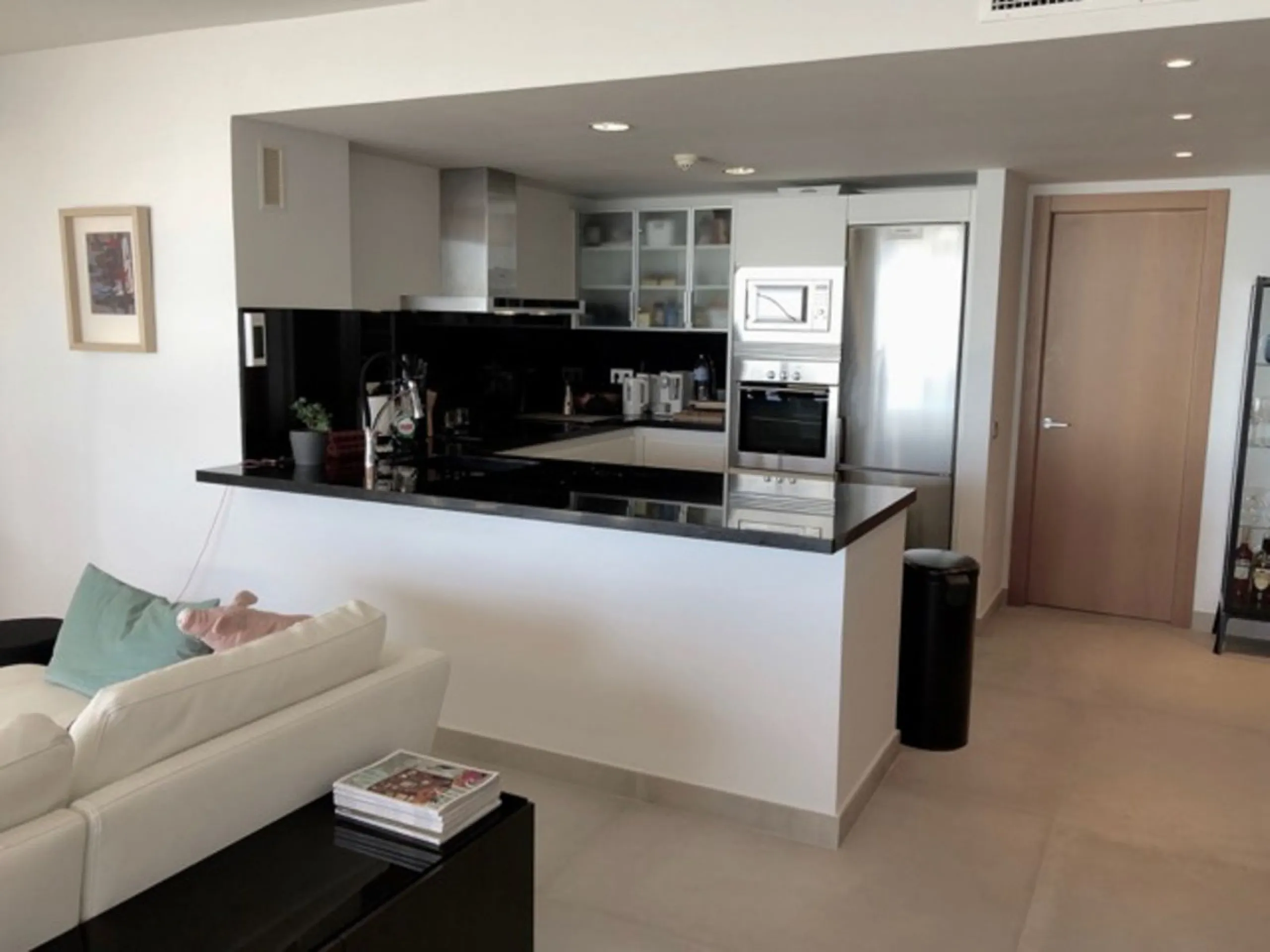 Designer penthouse with panoramic views